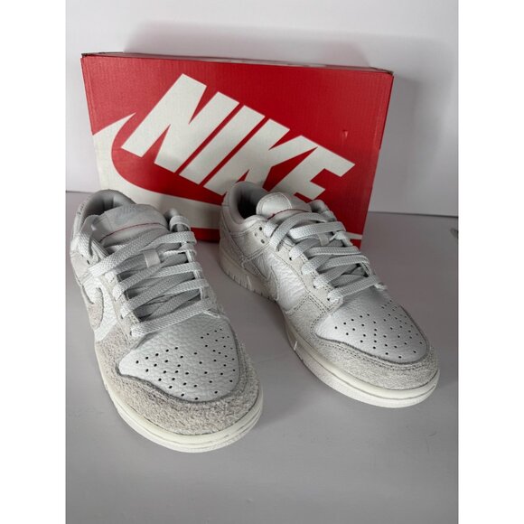 NEW Nike Dunk Low Summit White Light Gray Women's Size US 6.5 EU 37.5 HJ5777 - Picture 2 of 9